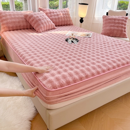 91家纺网 家纺一手货源 找家纺 天一阁 2024新款A类兔毛绒床笠水晶绒床垫保护套牛奶绒床垫套 梦幻浅灰