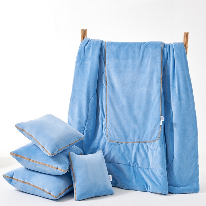 91家纺网 家纺一手货源 找家纺 照世家纺 2024新款牛奶绒纯色抱枕被（控价68/89/129/169/219） 天空蓝