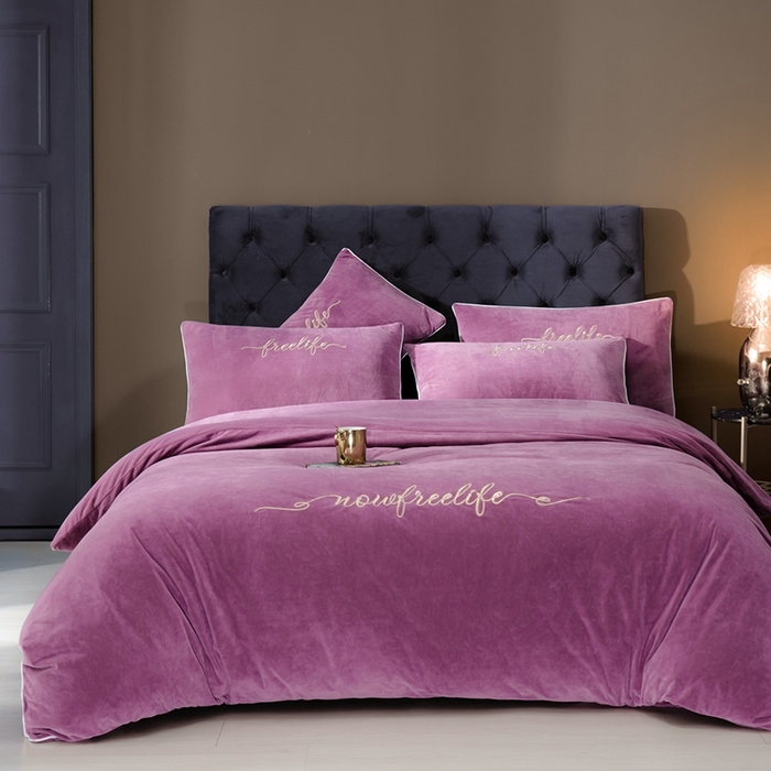 91家纺网 家纺一手货源 找家纺 千朵森 2024新款高端锦丝绒四件套-杰西卡 风格一 杰西卡-紫色