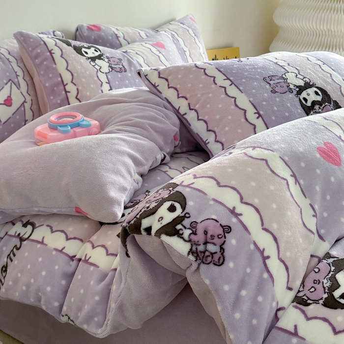 91家纺网 家纺一手货源 找家纺 2024新款三丽鸥高克重牛奶绒四件套 安睡库洛米