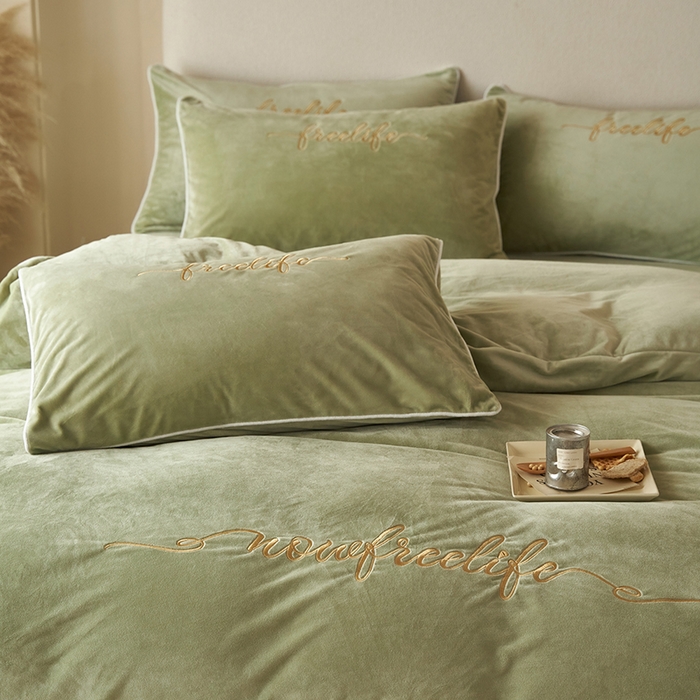 91家纺网 家纺一手货源 找家纺 千朵森 2024新款高端锦丝绒四件套-杰西卡 风格二 杰西卡-嫩芽绿