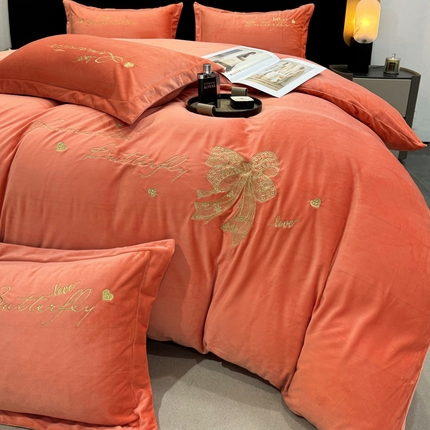 91家纺网 家纺一手货源 找家纺 （总）富之航 2024新款宝宝绒刺绣四件套加厚牛奶绒绣花四件套婴儿绒四件套