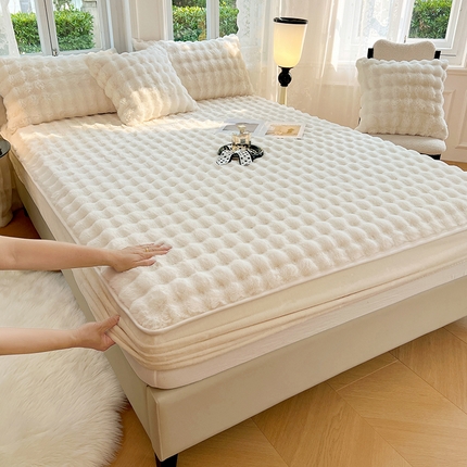 91家纺网 家纺一手货源 找家纺 天一阁 2024新款A类兔毛绒床笠水晶绒床垫保护套牛奶绒床垫套 梦幻浅灰