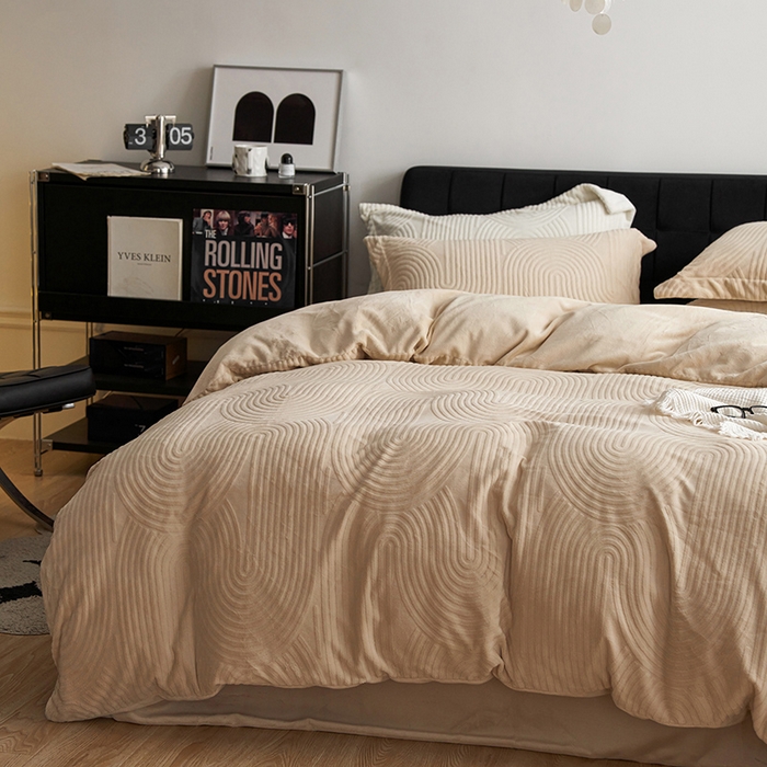 91家纺网 家纺一手货源 找家纺 千朵森 2024新款加厚提花牛奶绒四件套-年纪 风格一 年纪-杏