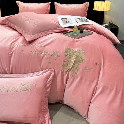 91家纺网 家纺一手货源 找家纺 （总）富之航 2024新款宝宝绒刺绣四件套加厚牛奶绒绣花四件套婴儿绒四件套