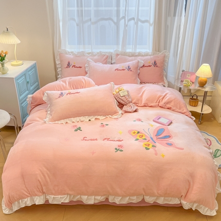 91家纺网 家纺一手货源 找家纺 2024新款高克重加厚保暖牛奶绒毛巾绣四件套-阳光玫瑰粉色