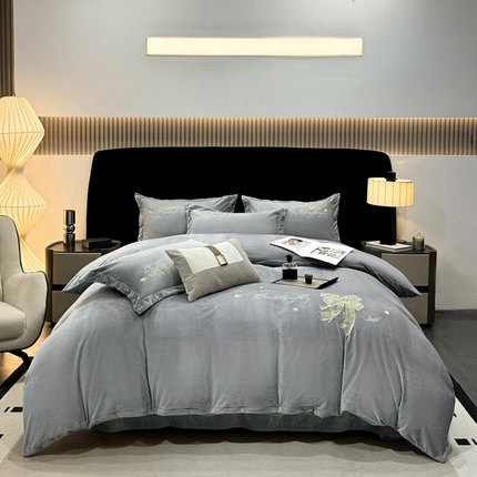 富之航 2024新款宝宝绒刺绣四件套 邂逅-银灰