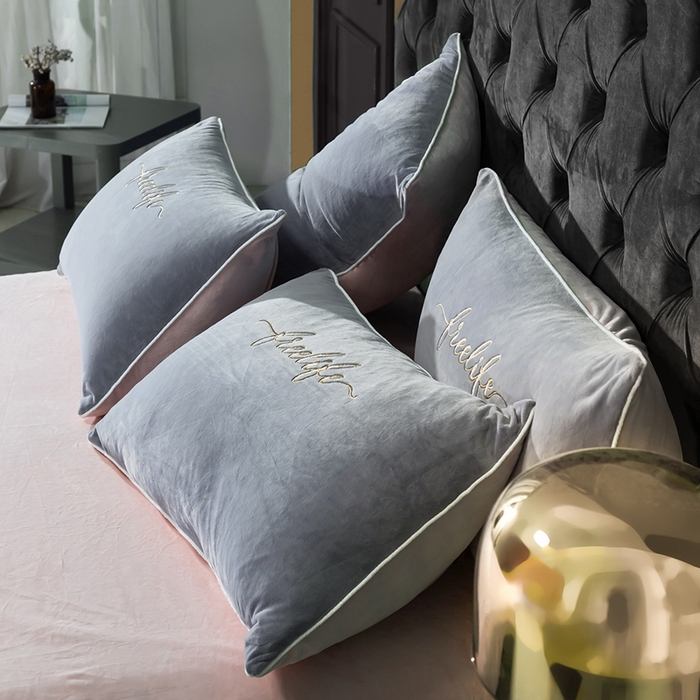 91家纺网 家纺一手货源 找家纺 千朵森 2024新款高端锦丝绒四件套-杰西卡 风格一 杰西卡-烟灰水粉