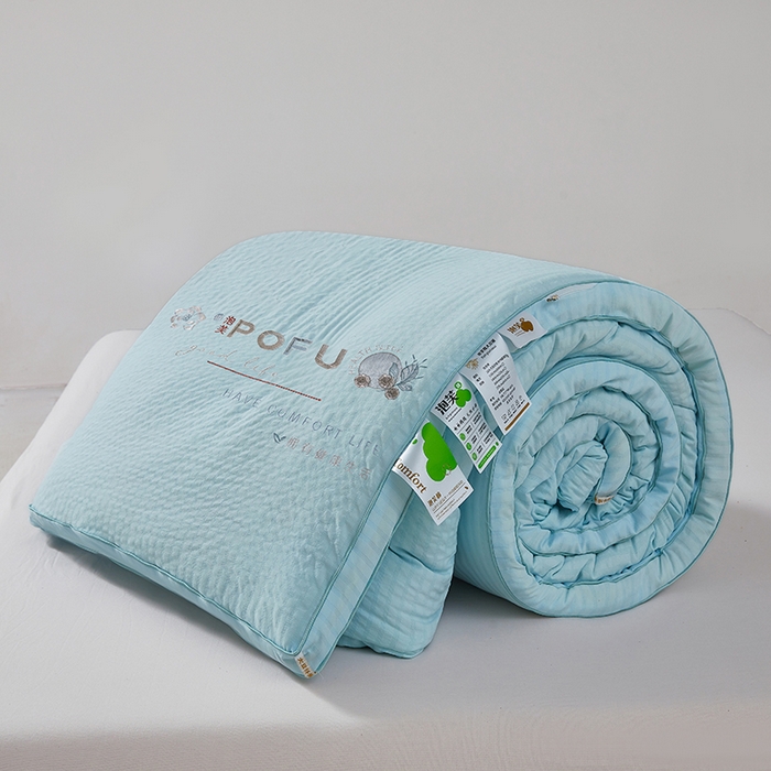 91家纺网 家纺一手货源 找家纺 爱宝被业 2025新款泡芙棉刺绣被被 泡芙棉-天空蓝