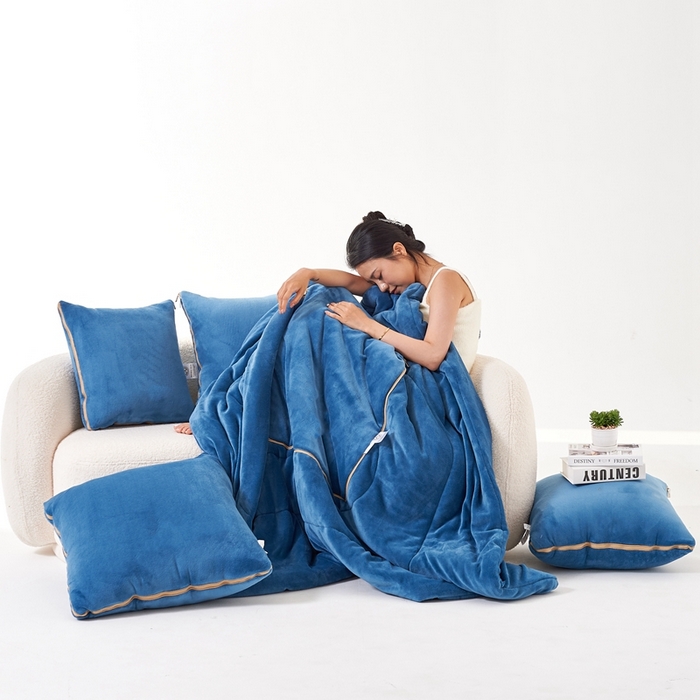 91家纺网 家纺一手货源 找家纺 照世家纺 2024新款牛奶绒纯色抱枕被（控价68/89/129/169/219） 宝石蓝