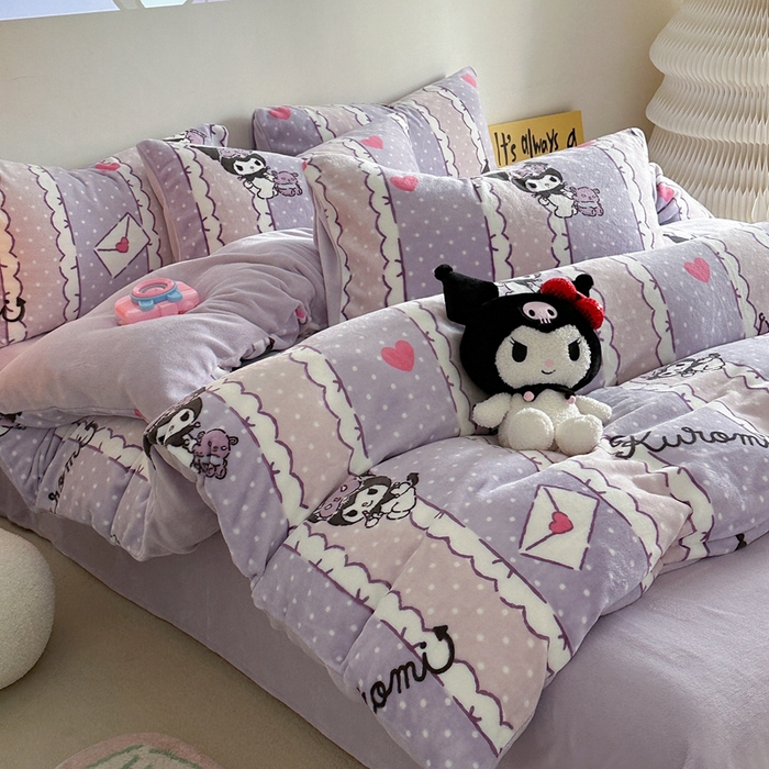 91家纺网 家纺一手货源 找家纺 2024新款三丽鸥高克重牛奶绒四件套 安睡库洛米