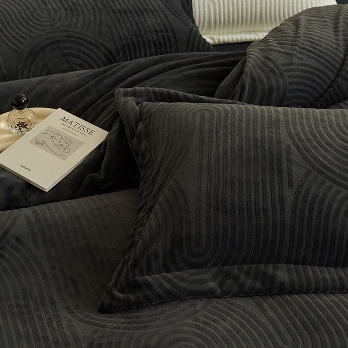 91家纺网 家纺一手货源 找家纺 千朵森 2024新款加厚提花牛奶绒四件套-年纪 风格二 年纪-灰