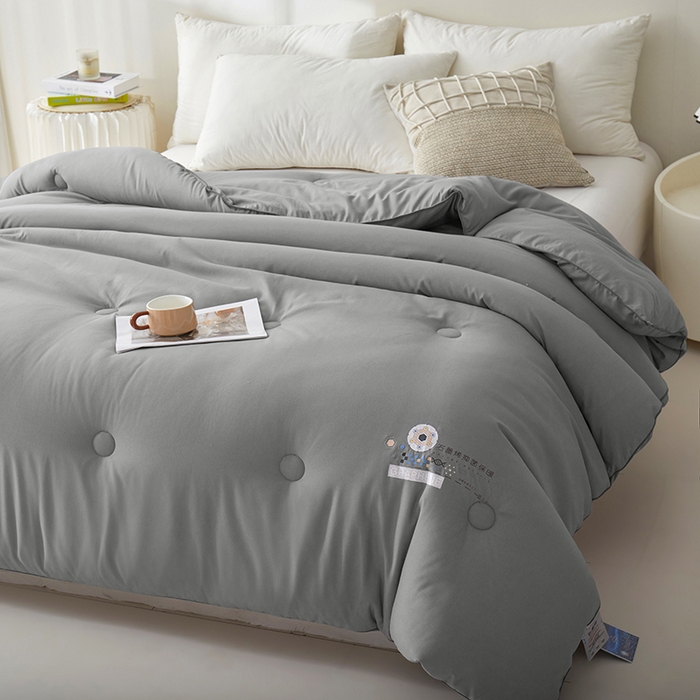 91家纺网 家纺一手货源 找家纺 梦恬佳 2024新款A类亲肤棉石墨烯远红外线自发热抗菌冬被被芯 灰色