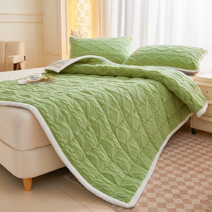 91家纺网 家纺一手货源 找家纺 （总）卡伦家纺 2025新款塔芙绒保暖床垫成人双人单人床垫