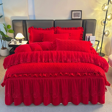 91家纺网 家纺一手货源 找家纺 （总）2024新款A类柔暖婴儿绒夹棉床裙四件套-倾世温柔