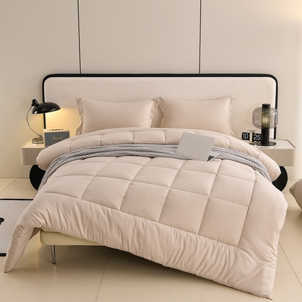 91家纺网 家纺一手货源 找家纺 （总）圣靓家纺 2025新款素色亲肤保暖冬被