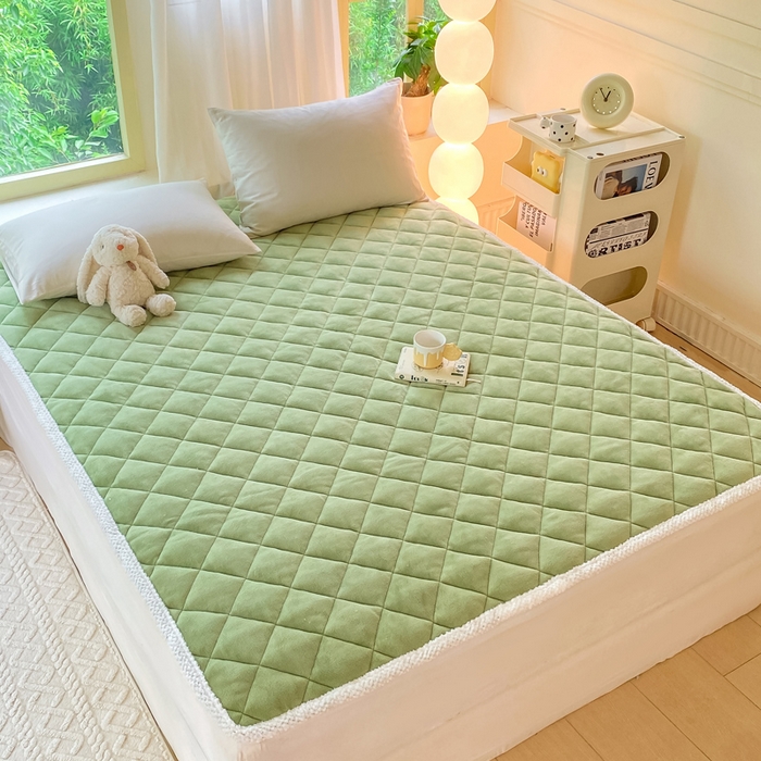 91家纺网 家纺一手货源 找家纺 正邦家纺 2024新款牛奶绒床垫小清新加厚床褥保暖宽包边可机洗床护垫床褥 浅绿