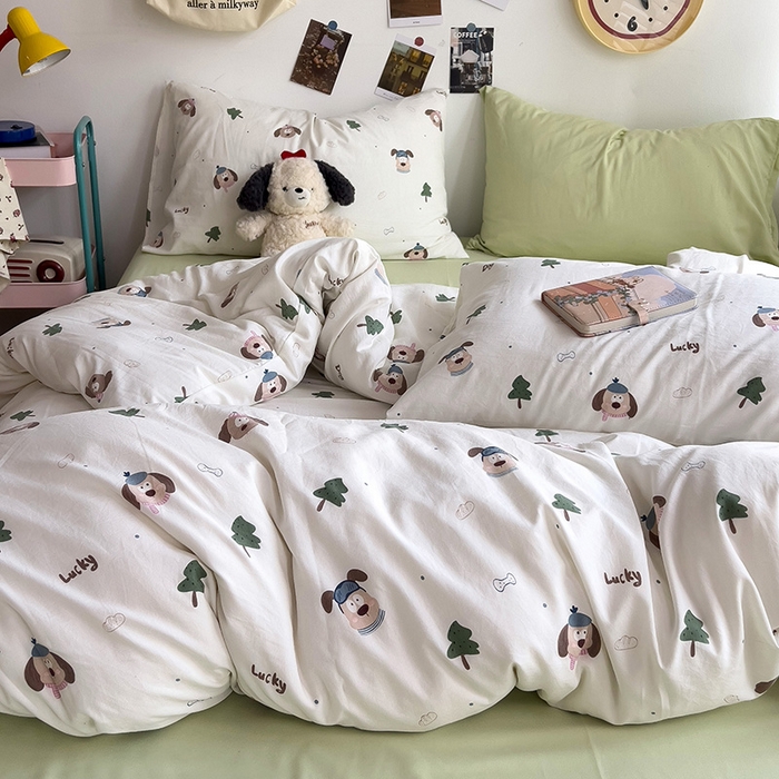 91家纺网 家纺一手货源 找家纺 星巴k家纺 2024新款A类超柔水洗棉印花四件套 森林小狗