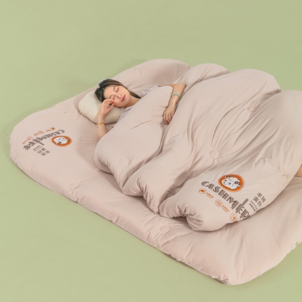 91家纺网 家纺一手货源 找家纺 （总）缦卡琳家纺 2024新款A类羊绒蛋白糯糯被冬被