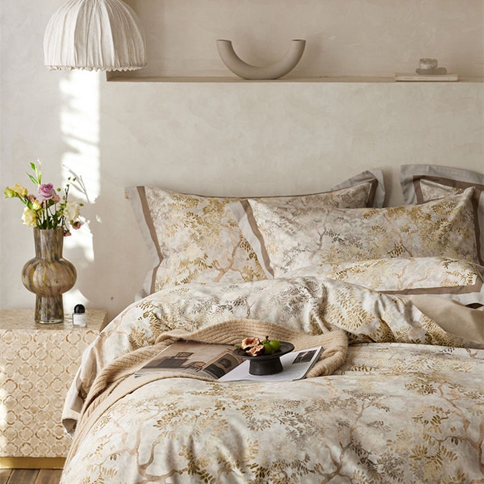 91家纺网 家纺一手货源 找家纺 2024新款全棉磨毛数码印花系列四件套 古奢落黎