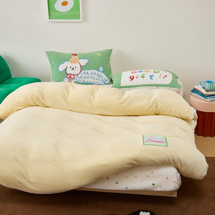 91家纺网 家纺一手货源 找家纺 呗旺鹿 2024新款加厚保暖设计师款高克重牛奶绒贴标款四件套【原创】 贴标款-线条小狗