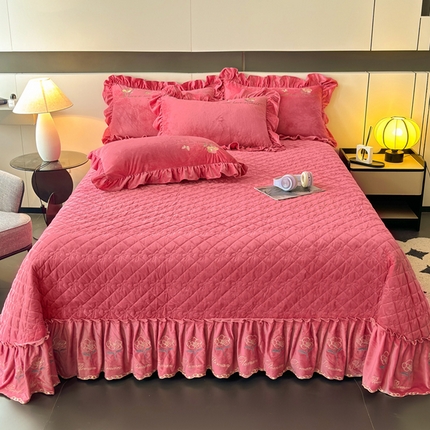 91家纺网 家纺一手货源 找家纺 （总）2024新款A类依恋宝宝绒韩版床盖