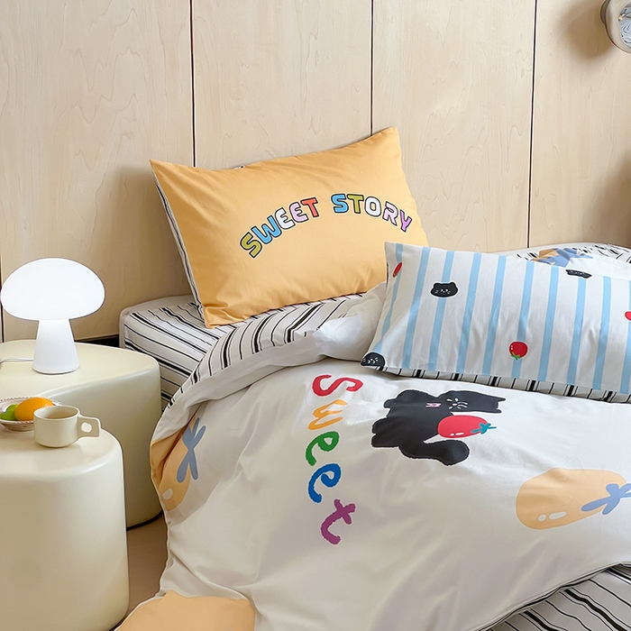 91家纺网 家纺一手货源 找家纺 2024新款40S设计师款全棉大版趣味印花系列四件套 小番茄