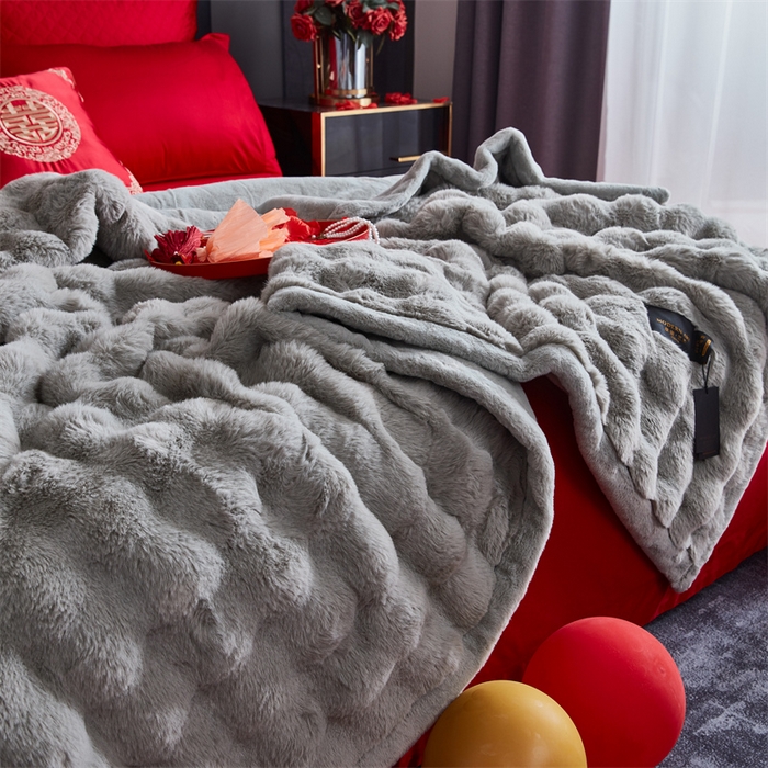 91家纺网 家纺一手货源 找家纺 2025新款仿皮草摩登艺术毛毯毯子子家用毛毛毯毯子四季盖毛毯毯子 艺术蓝灰