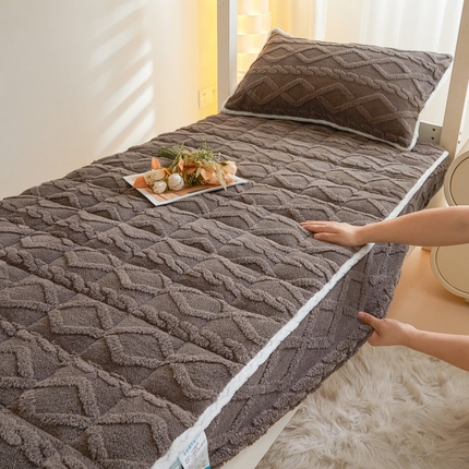 91家纺网 家纺一手货源 找家纺 2025塔芙绒加厚保暖床笠学生宿舍单人双人夹棉床笠保护套 暮云灰