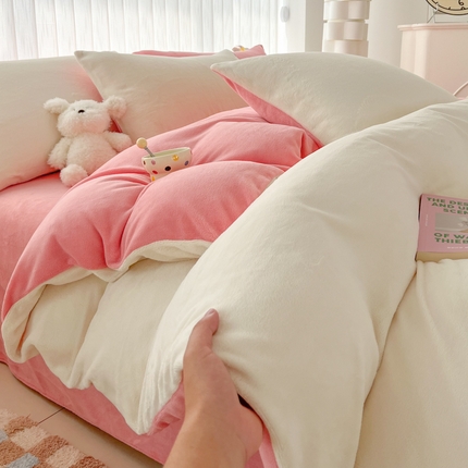 （总）言熙居 2024直播新款230克8一9斤牛奶绒四件套