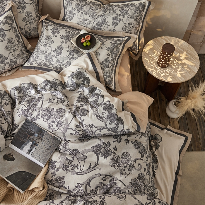 91家纺网 家纺一手货源 找家纺 2024新款全棉磨毛数码印花系列四件套 稚茶-灰