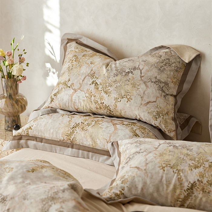 91家纺网 家纺一手货源 找家纺 2024新款全棉磨毛数码印花系列四件套 古奢落黎