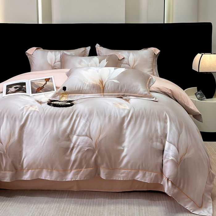 91家纺网 家纺一手货源 找家纺 舒慕 2025新款阳绒天丝棉磨毛数码印花缇芙绒四件套 雨的印记