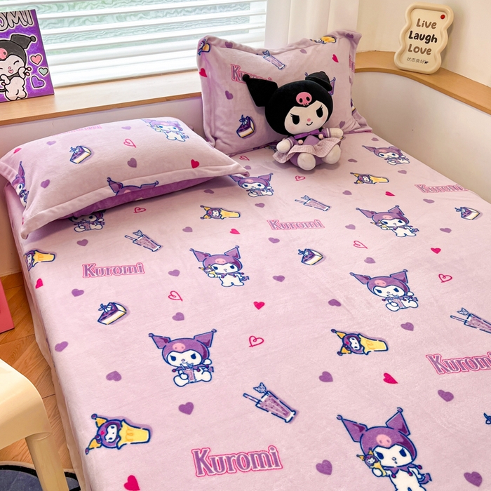 91家纺网 家纺一手货源 找家纺 暮思家居 2024新款三丽鸥正版授权高克重加厚保暖牛奶绒床笠三件套 绒A版-甜心库洛米