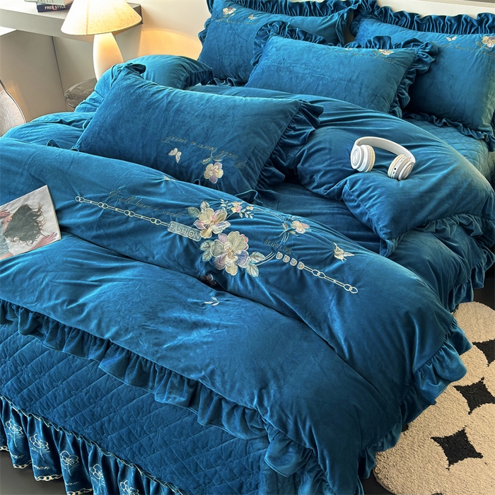 91家纺网 家纺一手货源 找家纺 2024新品A类依恋宝宝绒韩版四件套 宝利蓝