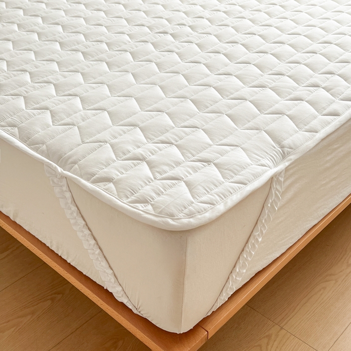 91家纺网 家纺一手货源 找家纺 2024新款40支全棉夹棉床垫 本白