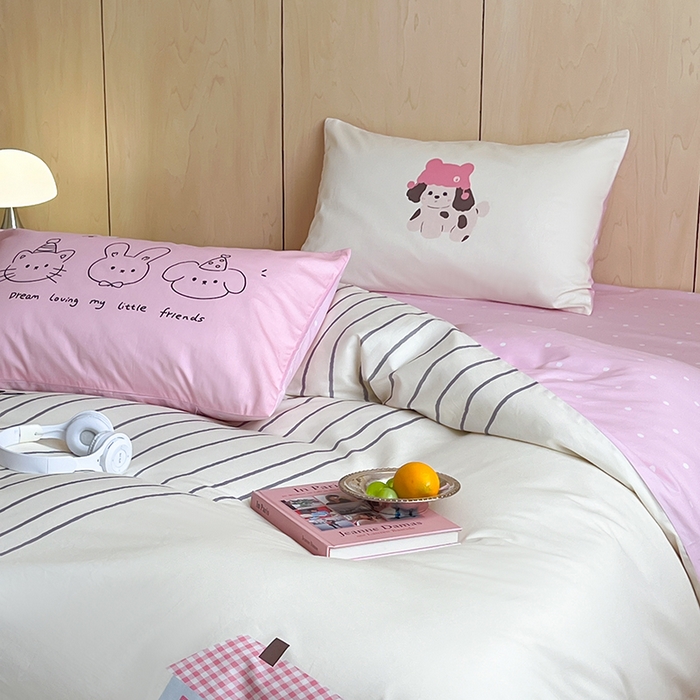 91家纺网 家纺一手货源 找家纺 2024新款40S设计师款全棉大版趣味印花系列四件套 可爱小屋