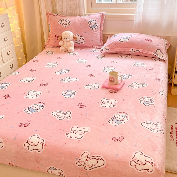 91家纺网 家纺一手货源 找家纺 川悦生活 2024新款加厚牛奶绒印花单床笠 床笠点点奶狗