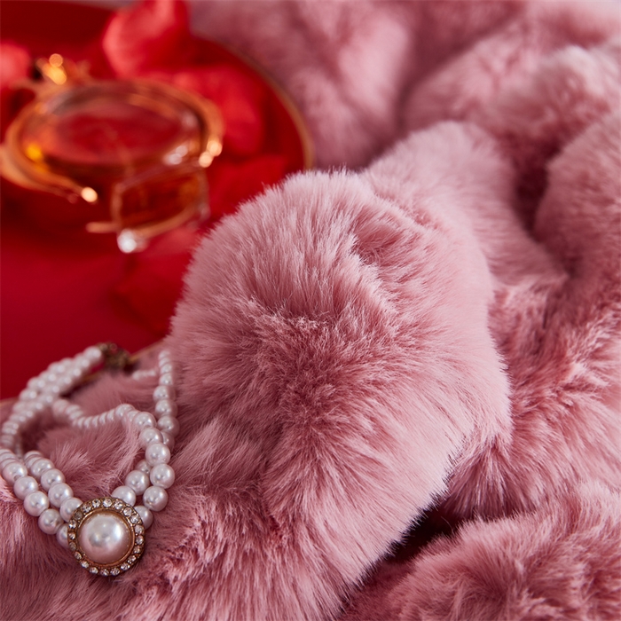 91家纺网 家纺一手货源 找家纺 2025新款仿皮草摩登艺术毛毯毯子子家用毛毛毯毯子四季盖毛毯毯子 艺术粉