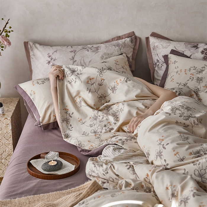 91家纺网 家纺一手货源 找家纺 2024新款全棉磨毛印花工艺款四件套 紫蕾