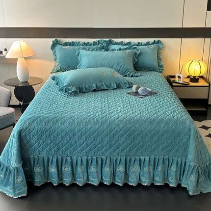 91家纺网 家纺一手货源 找家纺 （总）2024新款A类依恋宝宝绒韩版床盖