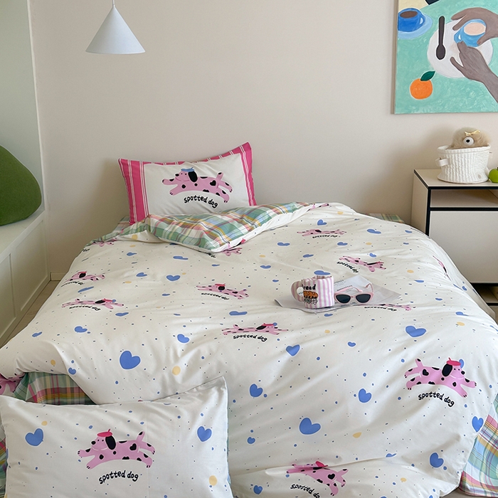 91家纺网 家纺一手货源 找家纺 2024新款40支13372全棉数码大版趣味系列四件套 跳跃狗狗