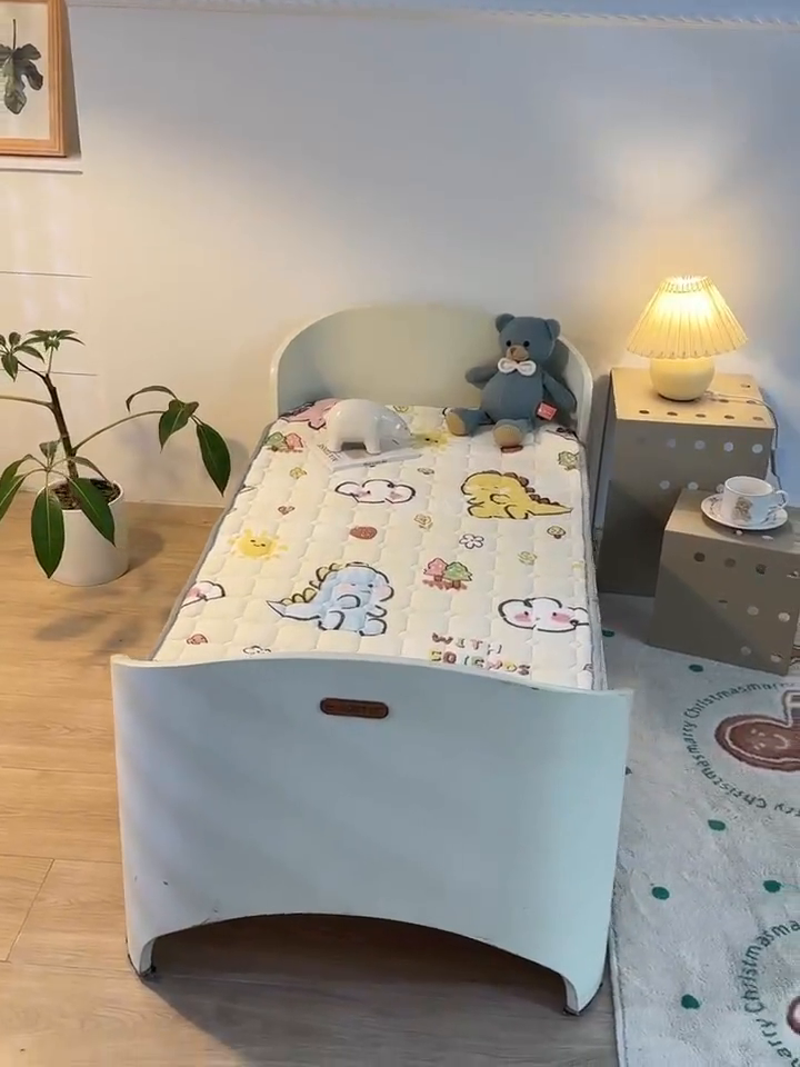 91家纺网 家纺一手货源 找家纺 富馨莱 2024新款牛奶绒幼儿园床垫加厚5D透气 淘气恐龙