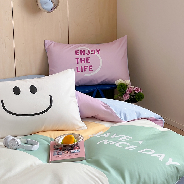 91家纺网 家纺一手货源 找家纺 2024新款40S设计师款全棉大版趣味印花系列四件套 美妙