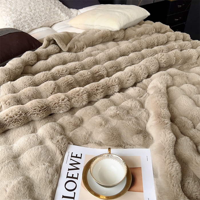 91家纺网 家纺一手货源 找家纺 2025新款仿皮草摩登艺术毛毯毯子子家用毛毛毯毯子四季盖毛毯毯子 艺术驼