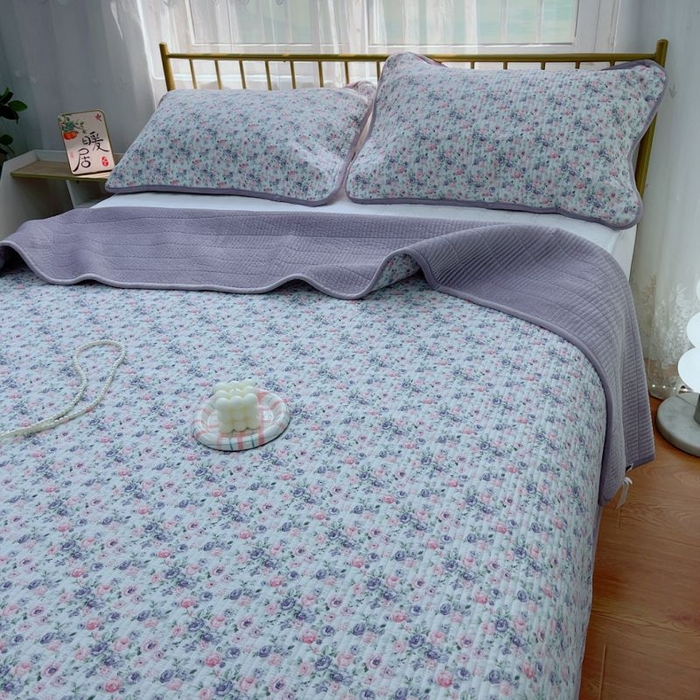 91家纺网 家纺一手货源 找家纺 2024新款棉加绒双面两用四季款床盖三件套 紫町花