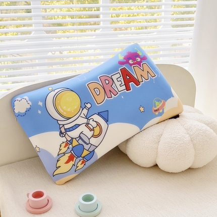 91家纺网 家纺一手货源 找家纺 悦织湾家纺 2025新款A类卡通凉感亲肤单品枕套直边款 宇宙大战