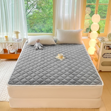 91家纺网 家纺一手货源 找家纺 （总）正邦家纺 2024新款牛奶绒床垫小清新加厚床褥保暖宽包边可机洗床护垫床褥