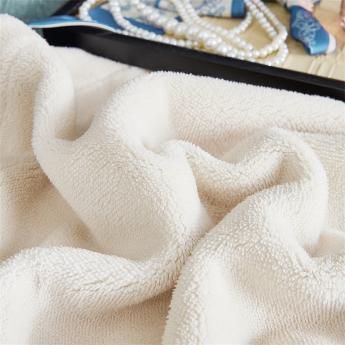 91家纺网 家纺一手货源 找家纺 2024新款雪妮尔四季毛毯毯子家用毛毛毯毯子 淡蓝