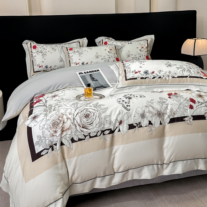 91家纺网 家纺一手货源 找家纺 舒慕 2025新款阳绒天丝棉磨毛数码印花缇芙绒四件套 樱花雨洛